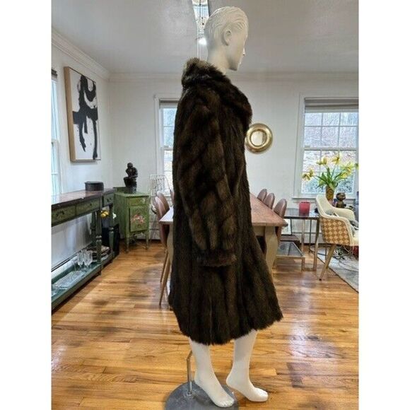 Full length Elegant Faux Fur Coat~ final markdown price is firm. - Picture 5 of 12